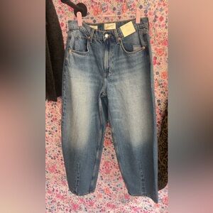Universal Threads Easy Barrel Jeans